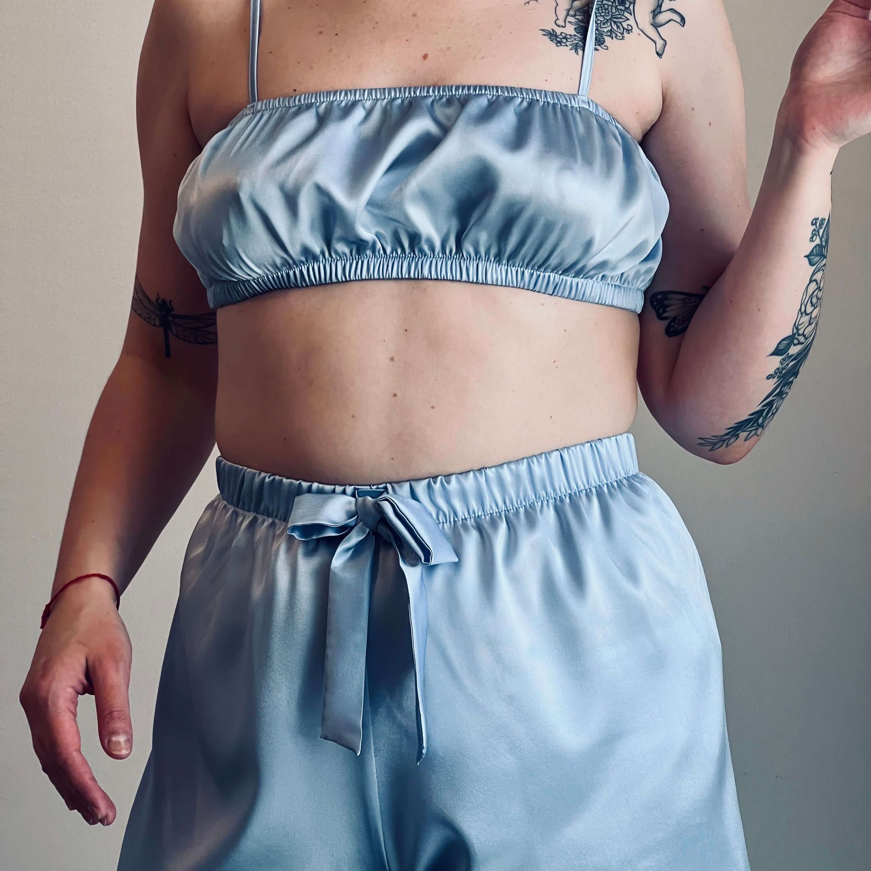 Silk crop top | Baby blue - Happy Moments Design Studio