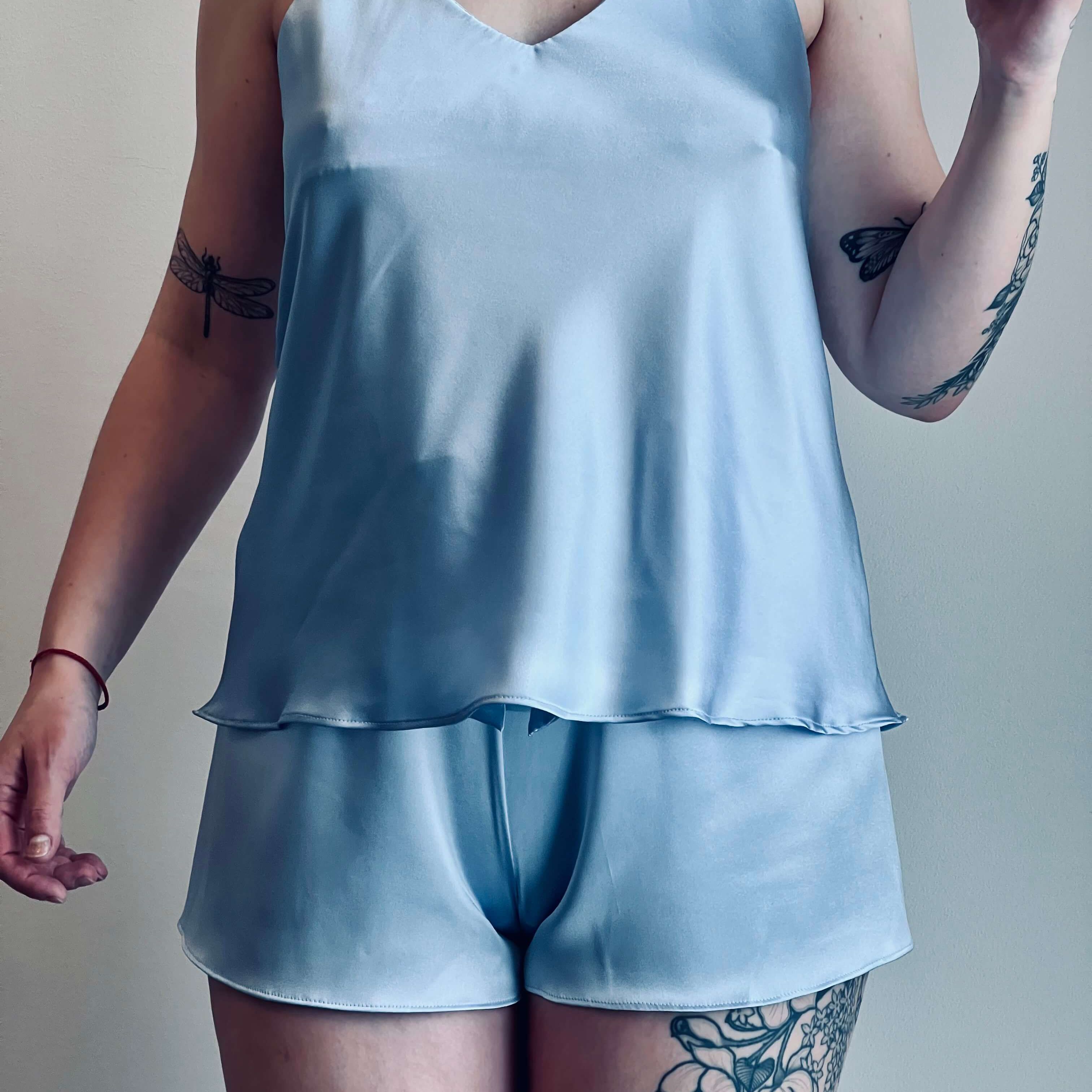 Silk top | Baby blue - Happy Moments Design Studio